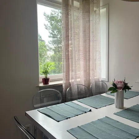 - Free Parking Apartment *