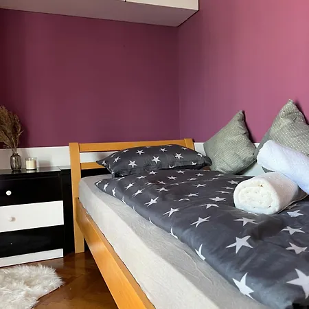 - Free Parking Apartman Ljubljana